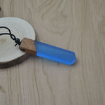Vintage men woman fashionable wood resin necklace pendant