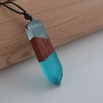 Vintage men woman fashionable wood resin necklace pendant